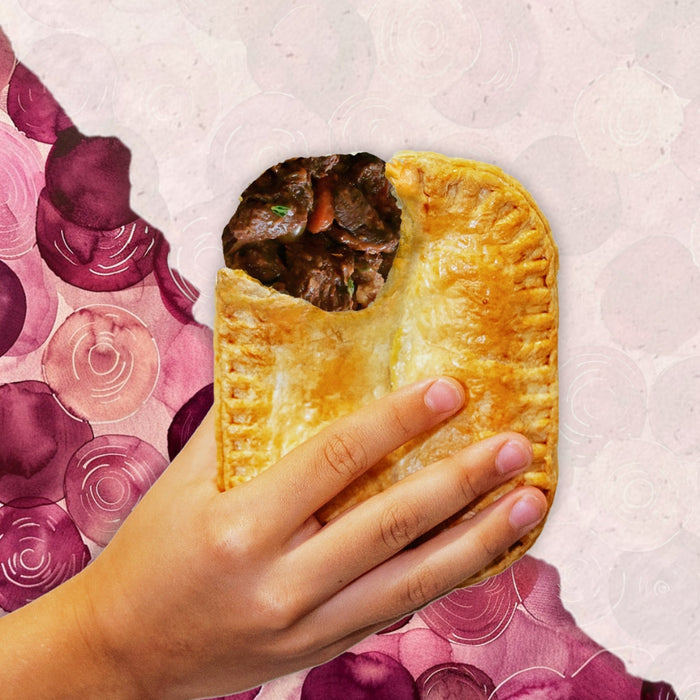 MOOLIN ROUGE   Beef Bourguignon Pie  7oz